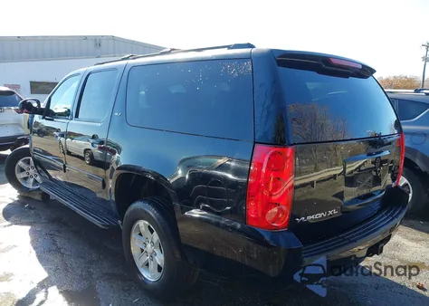 2013 GMC Yukon Xl 1500 Slt z USA, uszkodzony, nr VIN 1GKS1KE07DR304703